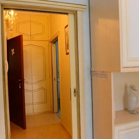 Nocleg ze śniadaniem Profumo Di Mare 4*